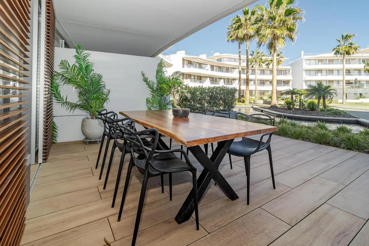 Te- Luxury Resort, Front Line Beach, Families Only Estepona