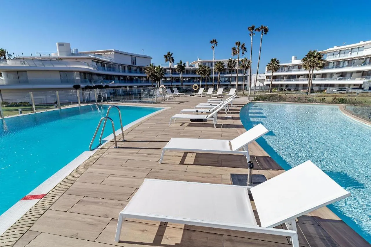 Te- Luxury Resort, Front Line Beach, Families Only Estepona Apartment