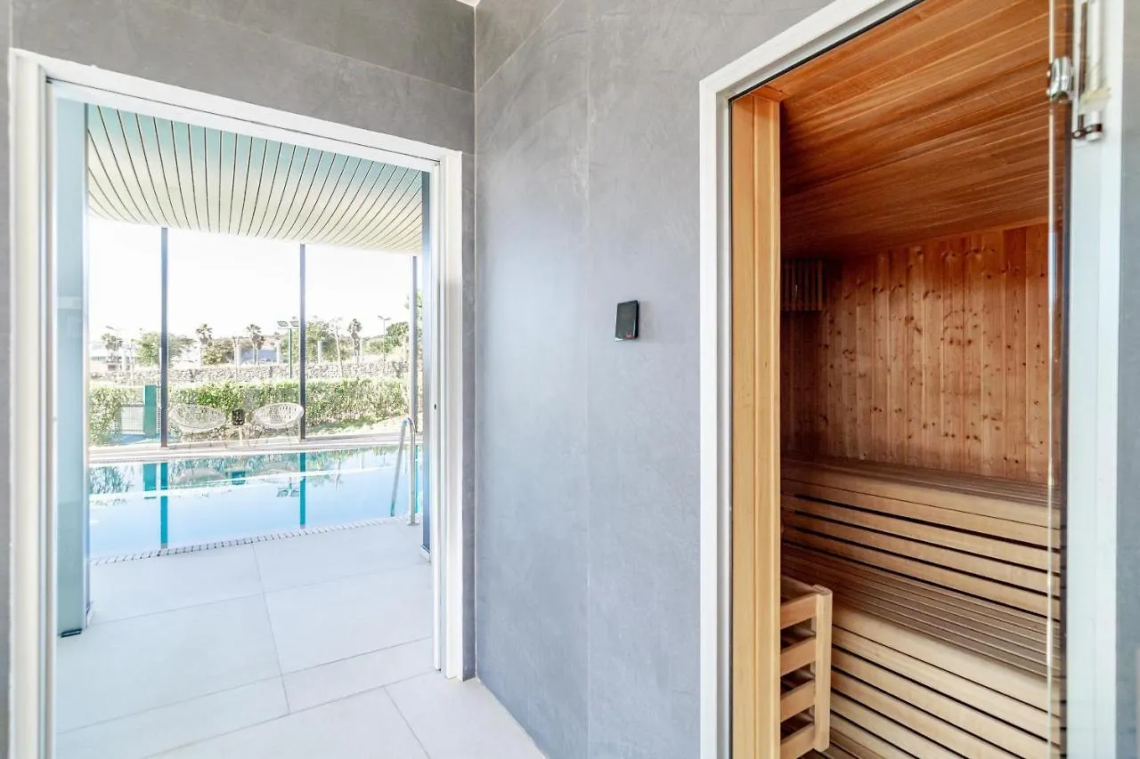 Apartment Te- Luxury Resort, Front Line Beach, Families Only Estepona